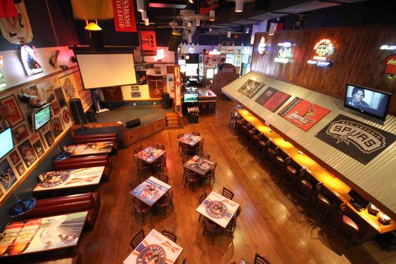 Wild Wing Cafe | cafe | 20940 Katy Fwy Suite A, Katy, TX 77449, USA | 2816479453 OR +1 281-647-9453