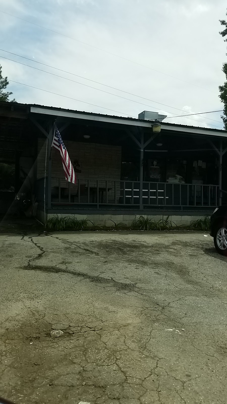 J & Js Fried Chicken & Seafood | meal takeaway | 1311 E Screven St, Quitman, GA 31643, USA | 2292637907 OR +1 229-263-7907
