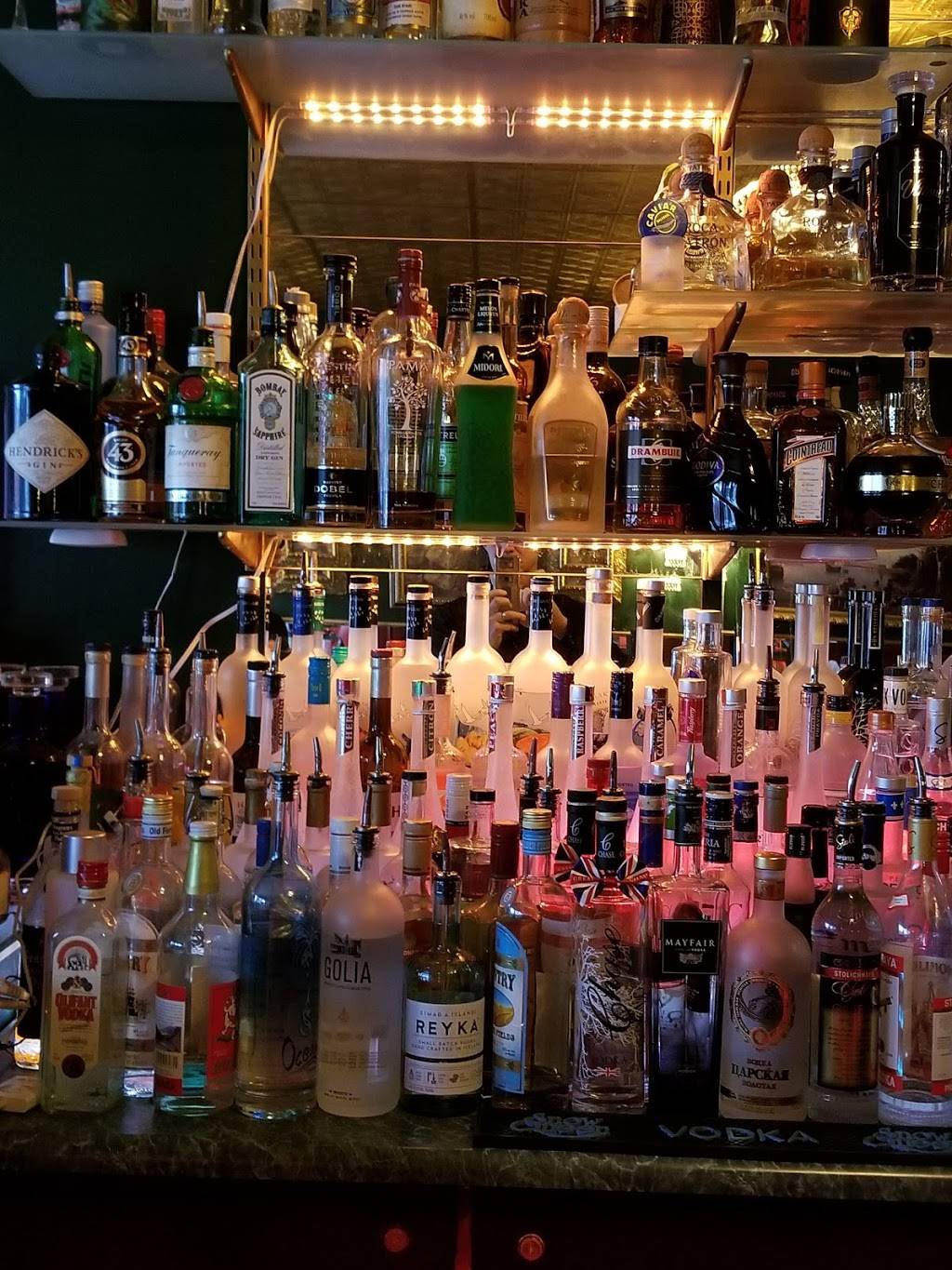 Red Square Caviar Bar | restaurant | 162 Rehoboth Ave, Rehoboth Beach, DE 19971, USA | 3022267782 OR +1 302-226-7782