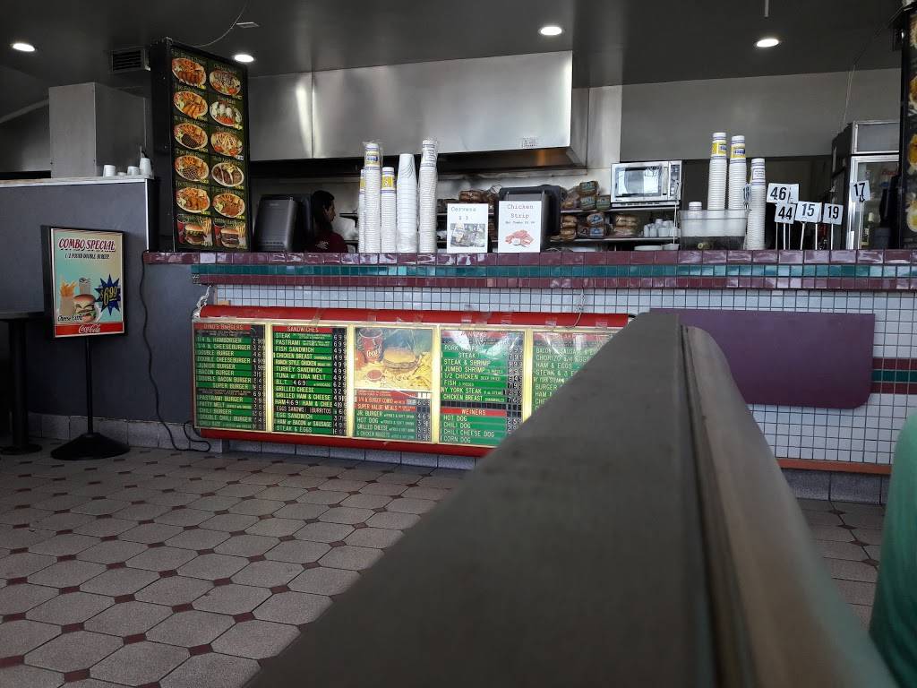 Dinos Burgers | restaurant | 2217 W 1st St, Santa Ana, CA 92703, USA | 7145428927 OR +1 714-542-8927
