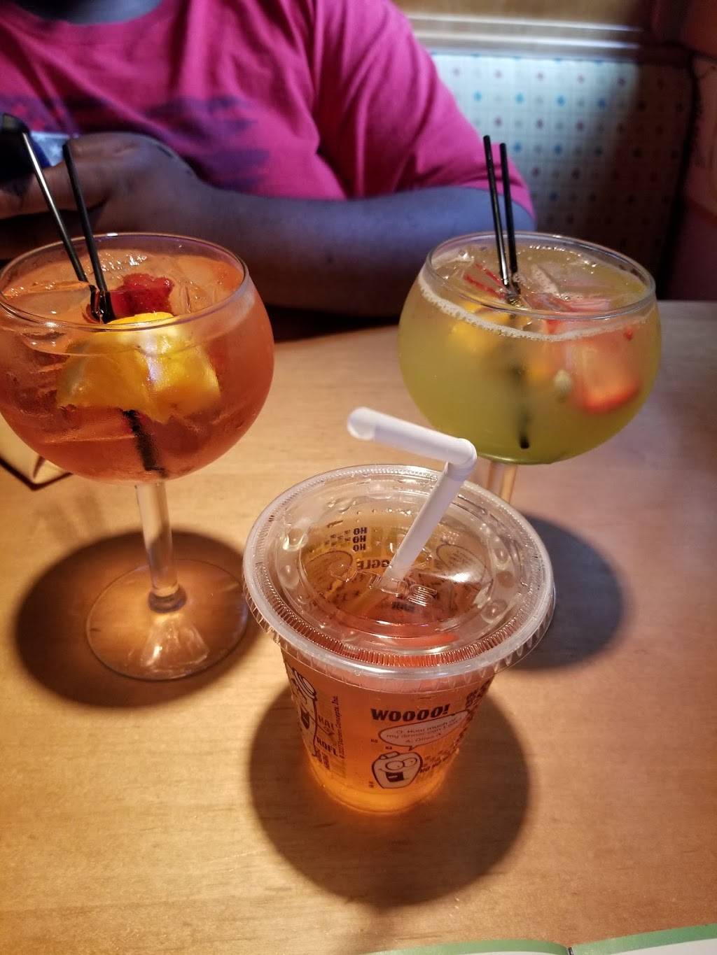 Olive Garden Italian Restaurant | meal takeaway | 7061 Arundel Mills Cir, Hanover, MD 21076, USA | 4107962750 OR +1 410-796-2750