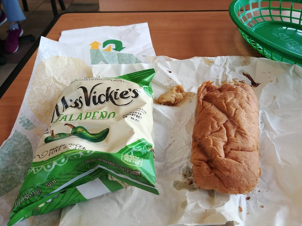 Subway | restaurant | 1801 Old Spanish Trail, Houston, TX 77054, USA | 7137969400 OR +1 713-796-9400