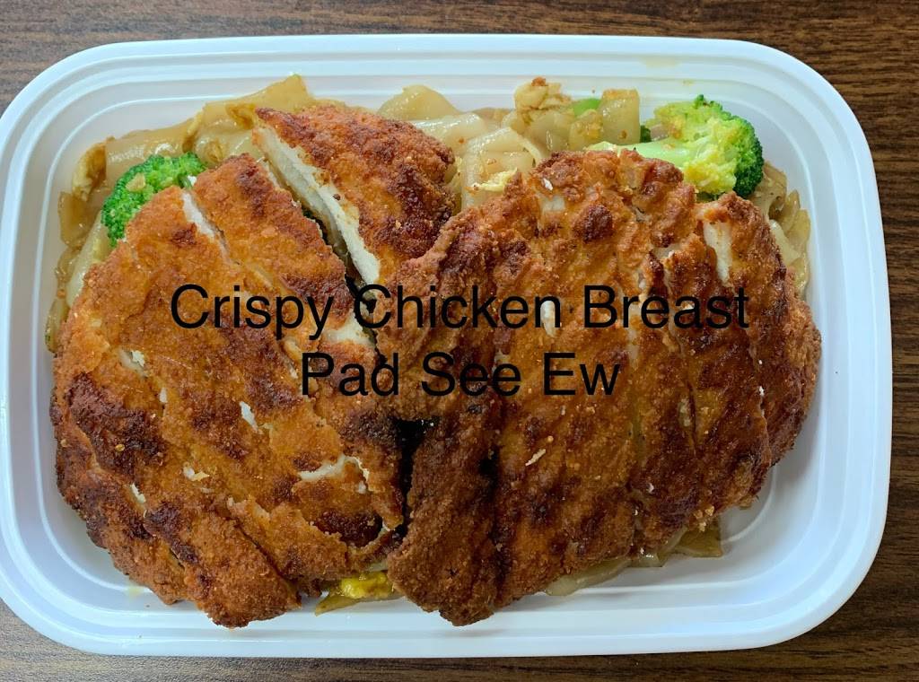 Thanaree Thai Kitchen | restaurant | 1902 Newbridge Rd, North Bellmore, NY 11710, USA | 5169001228 OR +1 516-900-1228