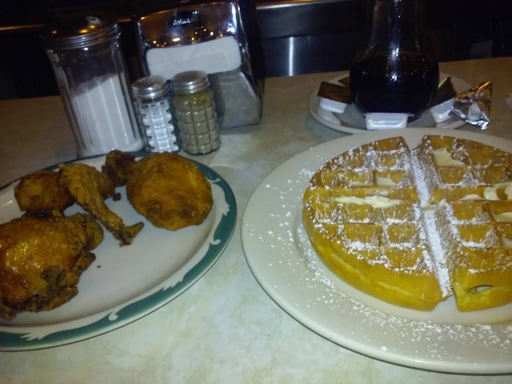 Aquarius Restaurant | restaurant | 6928 Market St, Upper Darby, PA 19082, USA | 6103524237 OR +1 610-352-4237