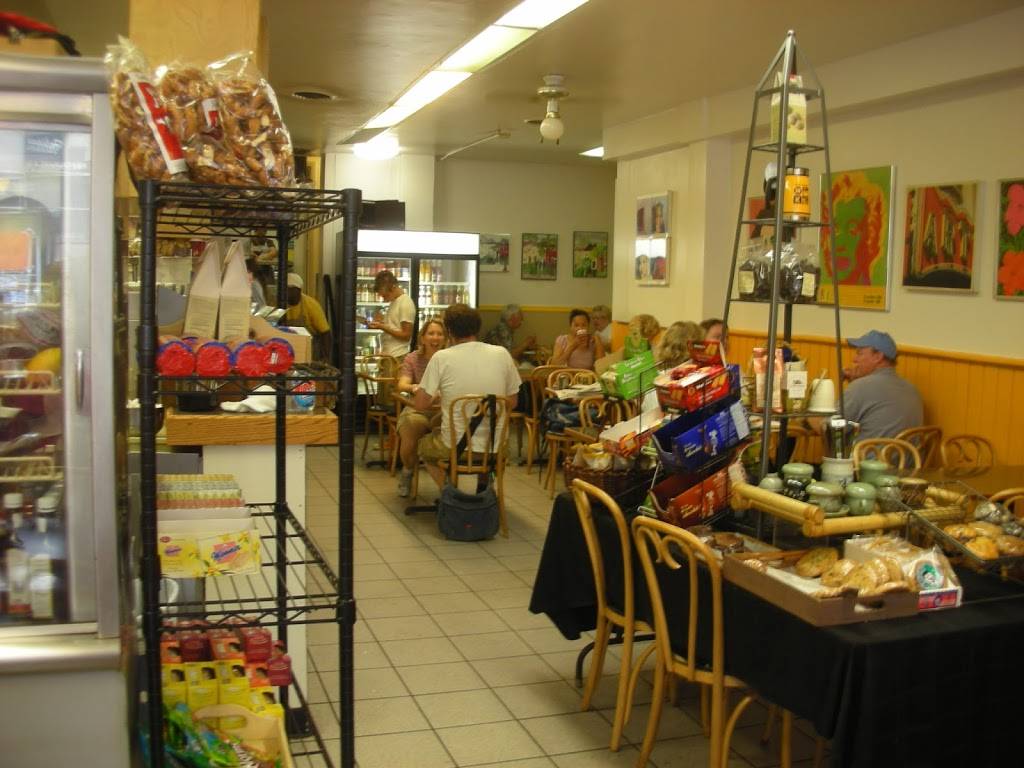 Marks Kitchen | restaurant | 7006 Carroll Ave, Takoma Park, MD 20912, USA | 3012701884 OR +1 301-270-1884