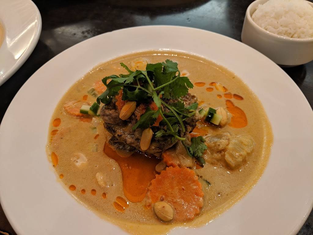 Charm Thai Cuisine | restaurant | 11 W Boston St #5, Chandler, AZ 85225, USA | 4809177222 OR +1 480-917-7222