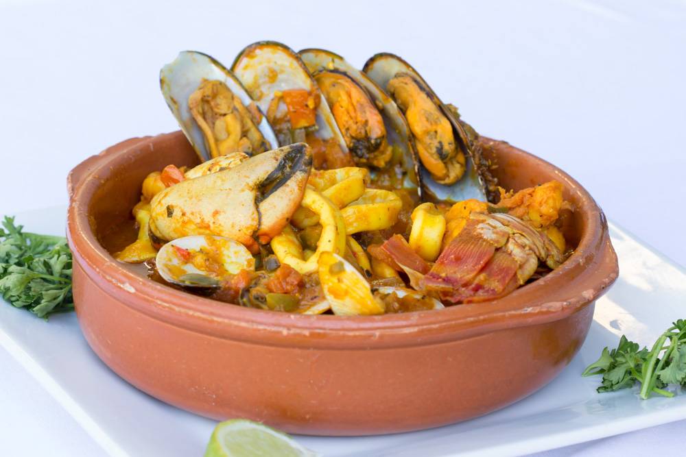 Rinconcito Caribe Corp | meal delivery | 7360 SW 90th St, Miami, FL 33156, USA | 3056702228 OR +1 305-670-2228