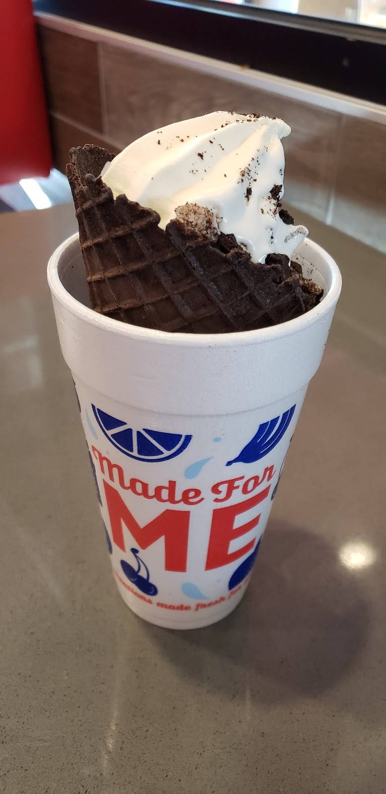 Sonic Drive-In | restaurant | 1724 Hempstead Turnpike, East Meadow, NY 11554, USA | 5162285013 OR +1 516-228-5013