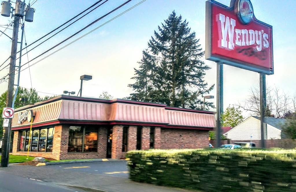 Wendys | restaurant | 232 NE 82nd Ave, Portland, OR 97220, USA | 5032521185 OR +1 503-252-1185