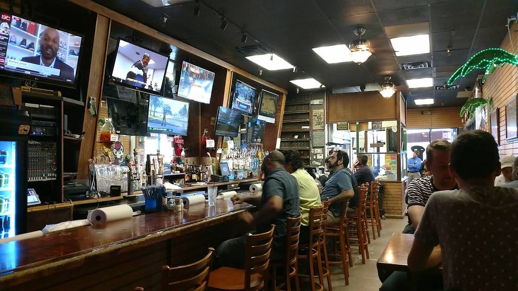 Ruckus Pizza and Bar | restaurant | 2233 Avent Ferry Rd, Raleigh, NC 27606, USA | 9198352002 OR +1 919-835-2002