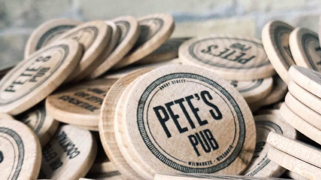Petes Pub | restaurant | 1234 E Brady St, Milwaukee, WI 53202, USA | 4143127457 OR +1 414-312-7457