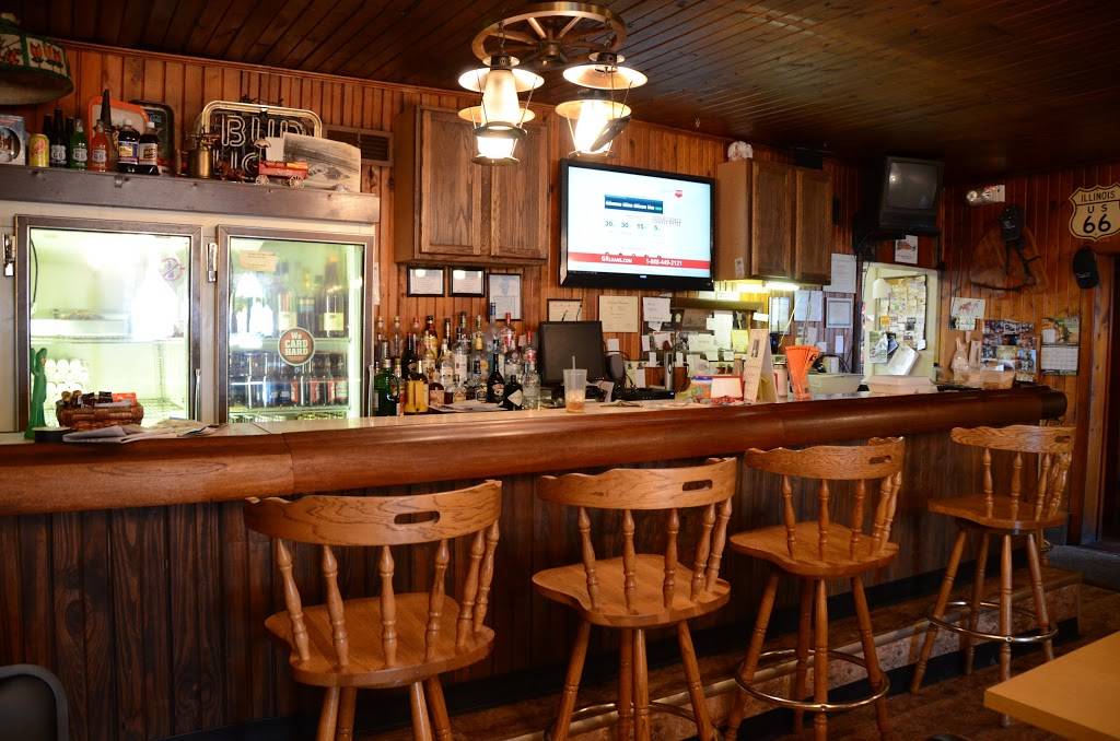 Old Log Cabin Inn | restaurant | 18700 Historic U.S. 66, Pontiac, IL 61764, USA | 8158422908 OR +1 815-842-2908