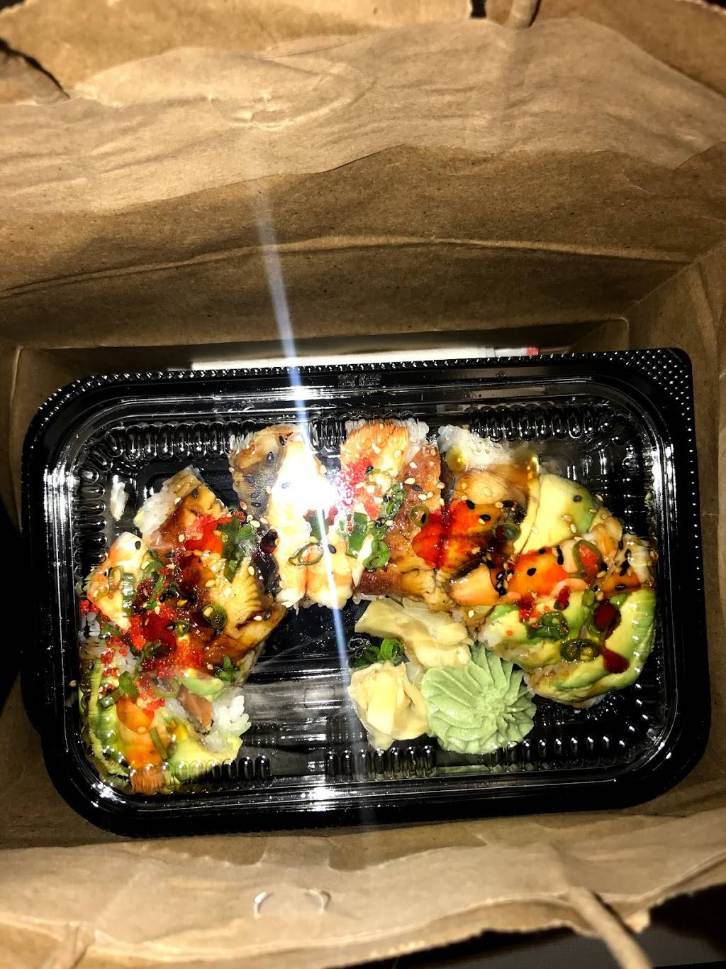 Sushi Blue | restaurant | 13624 Hwy 99 STE D-4, Lynnwood, WA 98087, USA | 4254499363 OR +1 425-449-9363