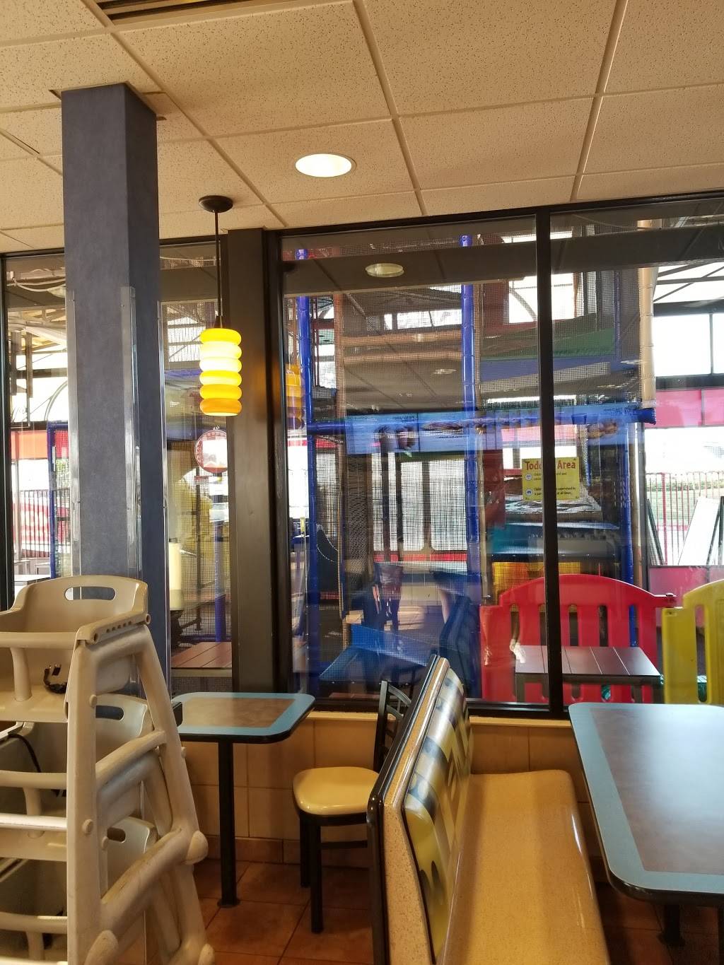 McDonalds | cafe | 1401 Governors Pl, Bear, DE 19701, USA | 3028361308 OR +1 302-836-1308