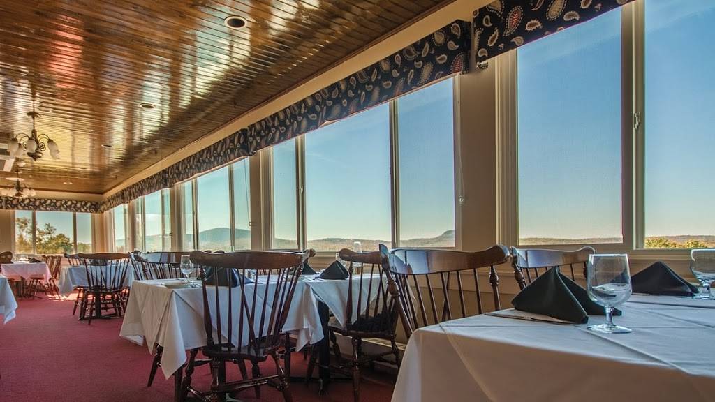 The Lucerne Inn | night club | 2517 Main Rd, Dedham, ME 04429, USA | 2078435123 OR +1 207-843-5123