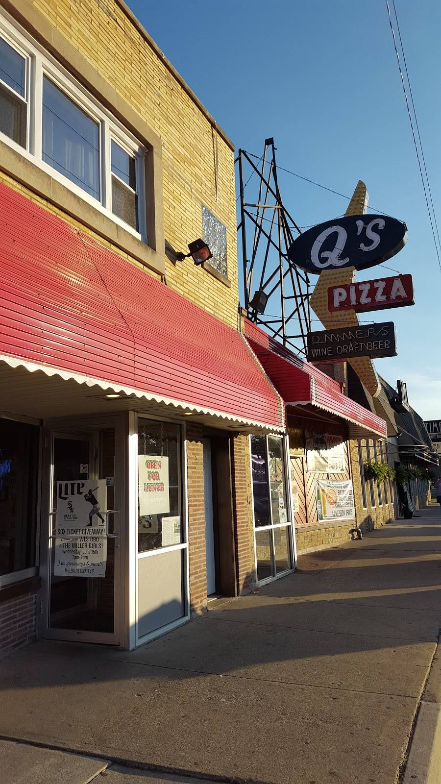 Qs Restaurant & Pizzeria | restaurant | 4841 Butterfield Rd, Hillside, IL 60162, USA | 7084497488 OR +1 708-449-7488