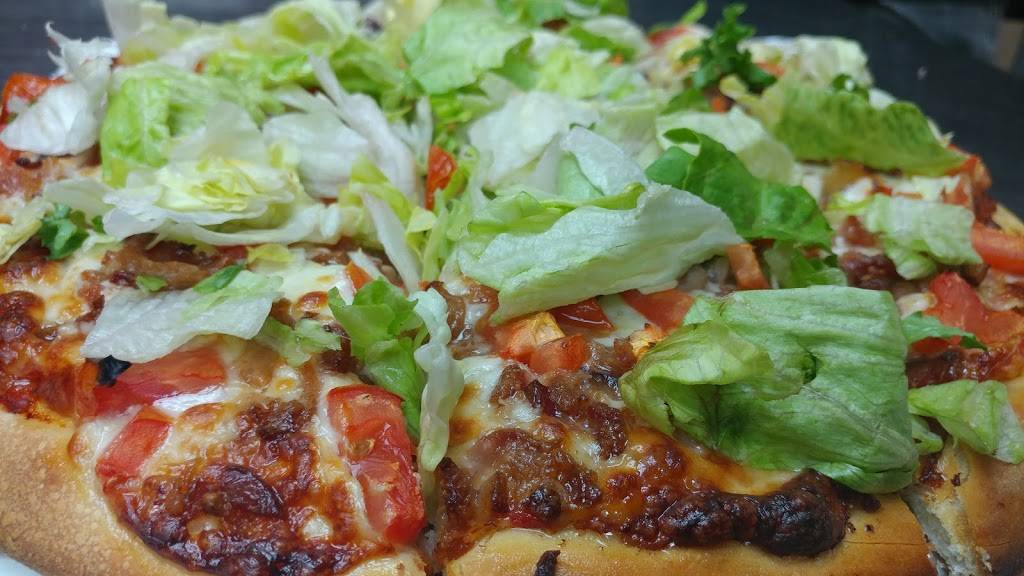 Georges Pizza | restaurant | 9210 Dublin Rd, Powell, OH 43065, USA | 6149561300 OR +1 614-956-1300