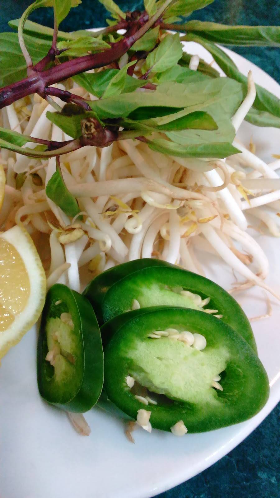 VN Dish | restaurant | 127 N McKinley St #103, Corona, CA 92879, USA | 9513400342 OR +1 951-340-0342