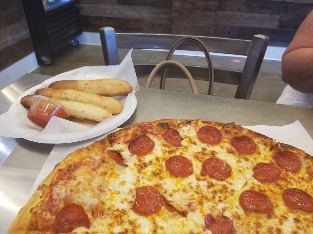 Pizzaterian | restaurant | 1652 S Harbor Blvd, Anaheim, CA 92802, USA | 7148294750 OR +1 714-829-4750