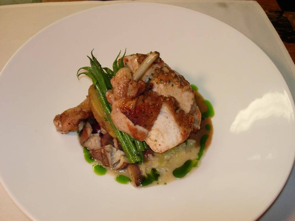 Max of Eastman Place | night club | 25 Gibbs St, Rochester, NY 14604, USA | 5856970491 OR +1 585-697-0491