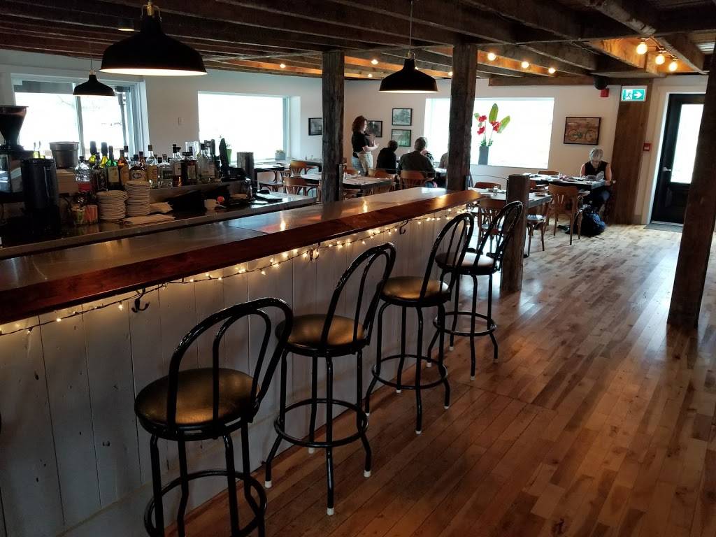 Le Old Mill 1849 | restaurant | 7 Chemin Caleb Tree, Stanbridge East, QC J0J 2H0, Canada | 4502482470 OR +1 450-248-2470