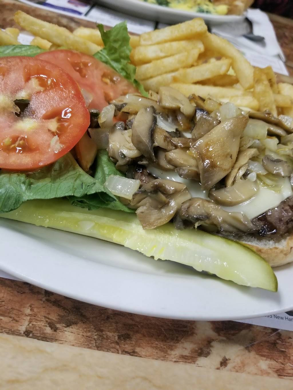 New Hartford Diner | restaurant | 141 Main St, New Hartford, CT 06057, USA | 8606936430 OR +1 860-693-6430