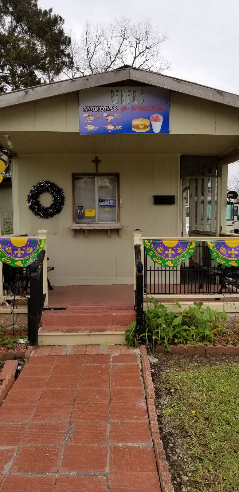 Reners Snowcone & Snack Shop | restaurant | 1435 Martin Luther King Dr, Jeanerette, LA 70544, USA | 3374282332 OR +1 337-428-2332