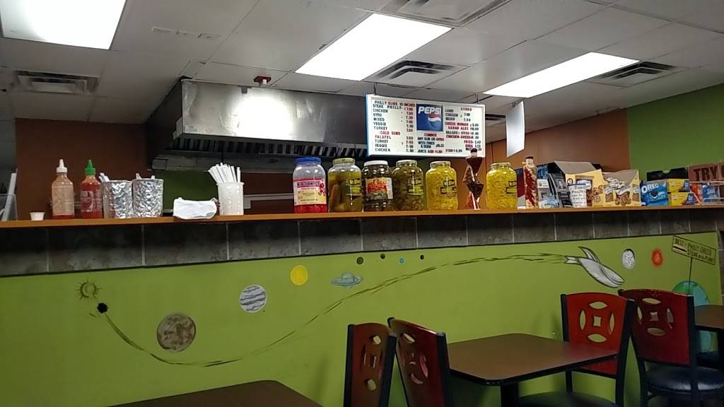 PHILLY CHEESE STEAKS & GYROS | restaurant | 7310 E Colonial Dr, Orlando, FL 32807, USA | 4079237434 OR +1 407-923-7434