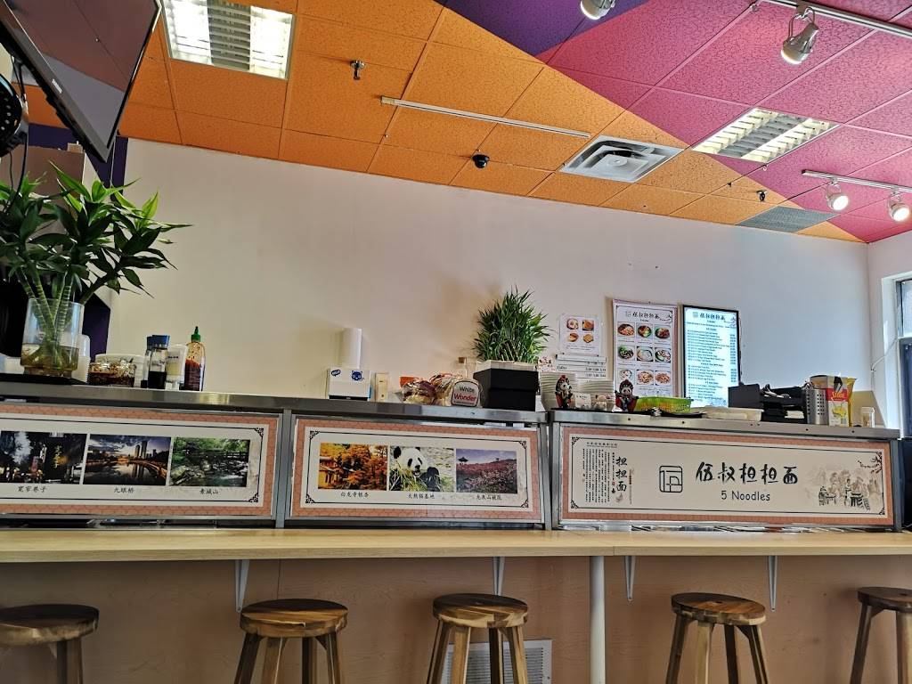 5 Noodles 伍叔担担面 | restaurant | 106-165 Dundas St W, Mississauga, ON L5B 2N6, Canada | 6477296355 OR +1 647-729-6355