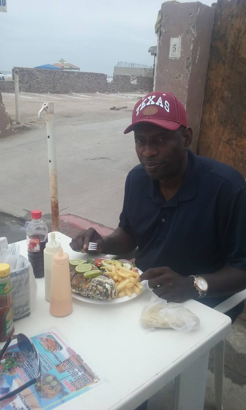 Mariscos “LA CHULA” | restaurant | Calz. a la Playa 5, Tijuana, 22710 Rosarito, B.C., Mexico | 014431925532 OR +52 443 192 5532