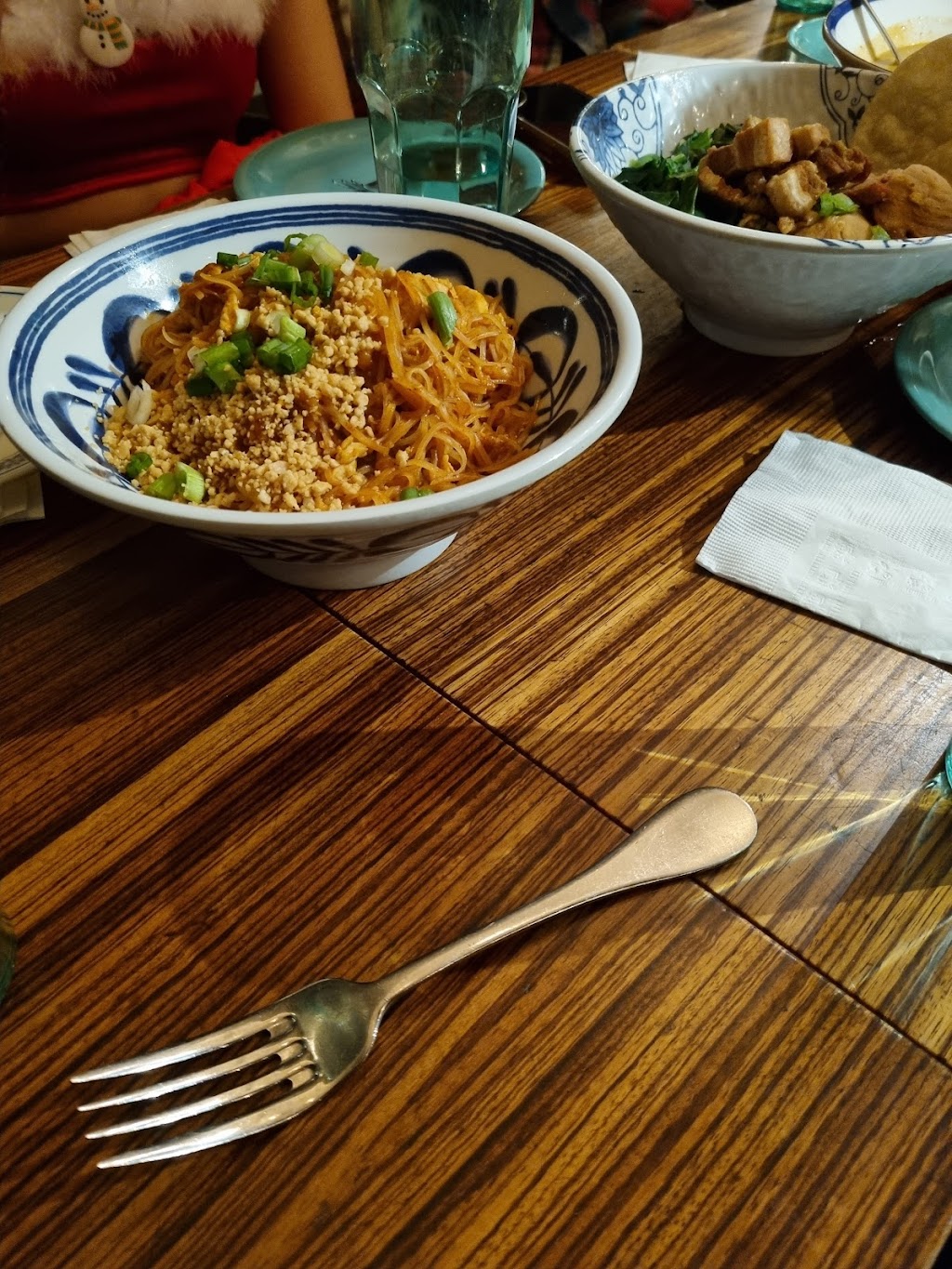 Klong | restaurant | 7 St Marks Pl, New York, NY 10003, USA | 2125059955 OR +1 212-505-9955