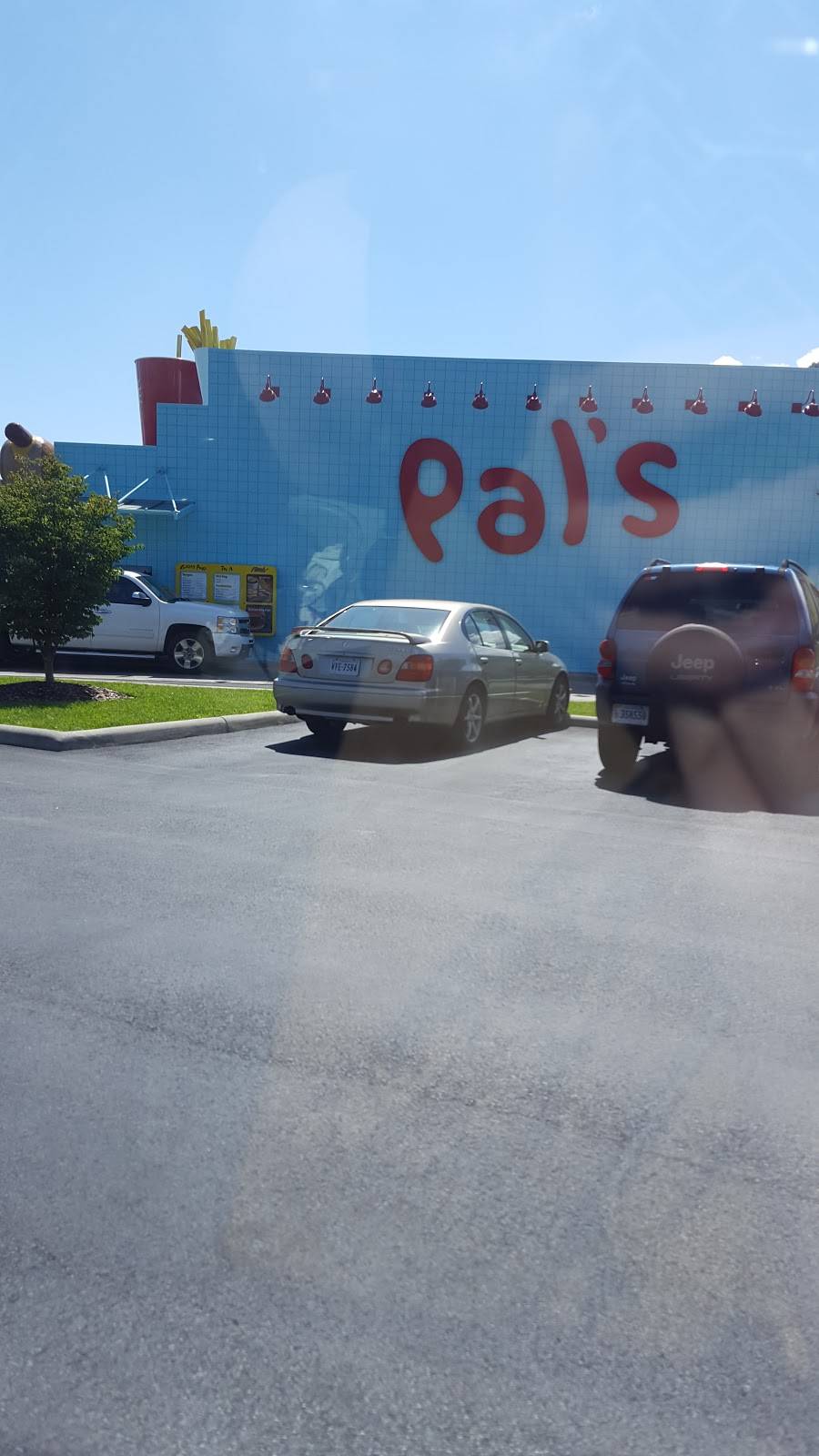Pals Sudden Service | restaurant | 370 Overlook Dr, Lebanon, VA 24266, USA | 2768890210 OR +1 276-889-0210