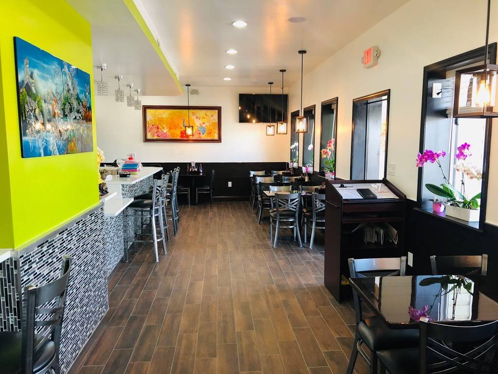 JJ Pho | restaurant | 216 W Pulaski Hwy, Elkton, MD 21921, USA | 4106201888 OR +1 410-620-1888