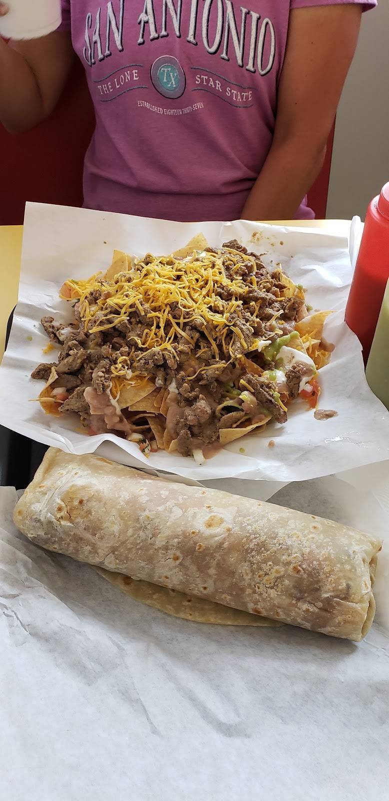 Nicos Mexican Food | restaurant | 919 N Main St, Eloy, AZ 85131, USA | 5204661911 OR +1 520-466-1911