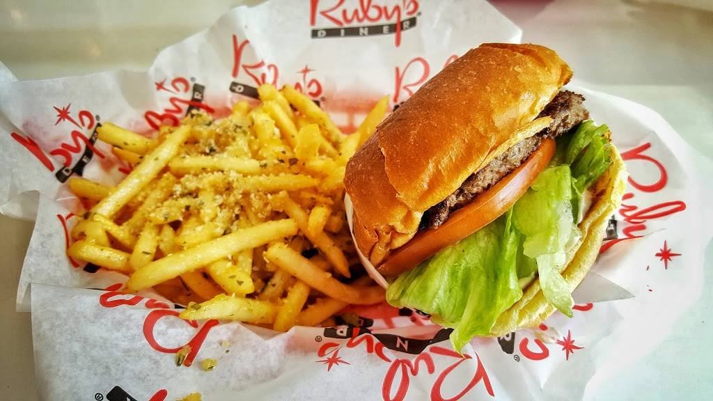 Rubys Diner | restaurant | 245 N Harbor Dr, Redondo Beach, CA 90277, USA | 3103767829 OR +1 310-376-7829