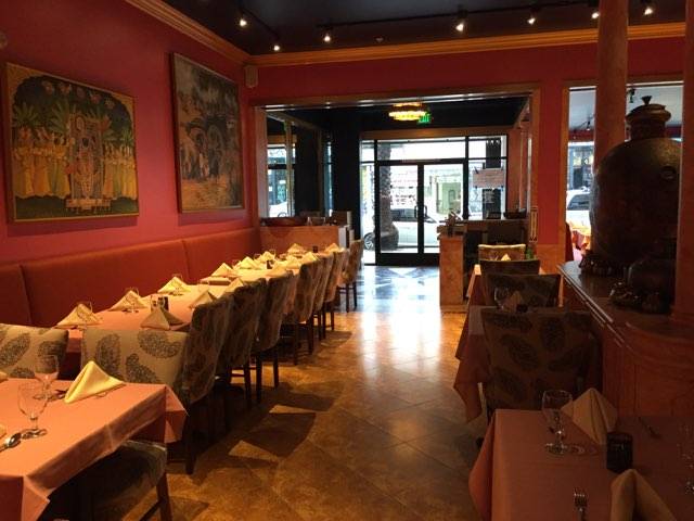 Lotus SF | restaurant | 2434 Mission St, San Francisco, CA 94110, USA | 4158729130 OR +1 415-872-9130