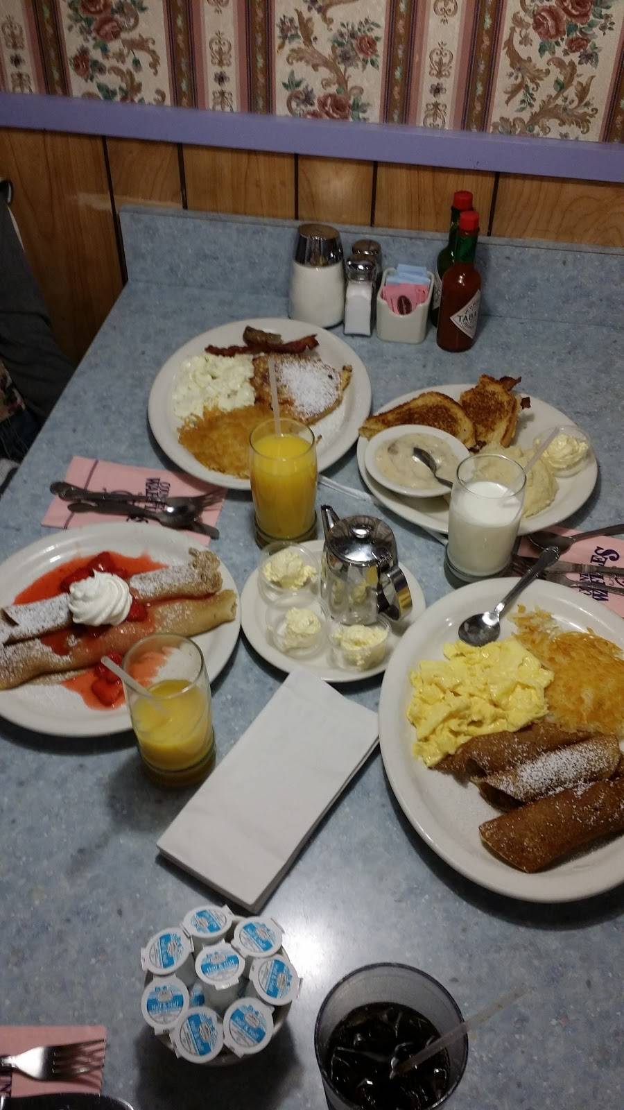 Country Waffles | restaurant | 303 H St, Chula Vista, CA 91910, USA | 5303459905 OR +1 530-345-9905