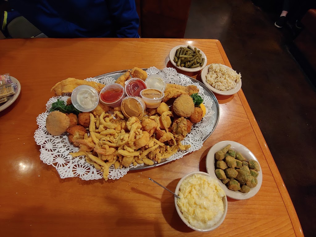 Crystal River Seafood | restaurant | 2721 N Monroe St #2818, Tallahassee, FL 32303, USA | 8503831530 OR +1 850-383-1530