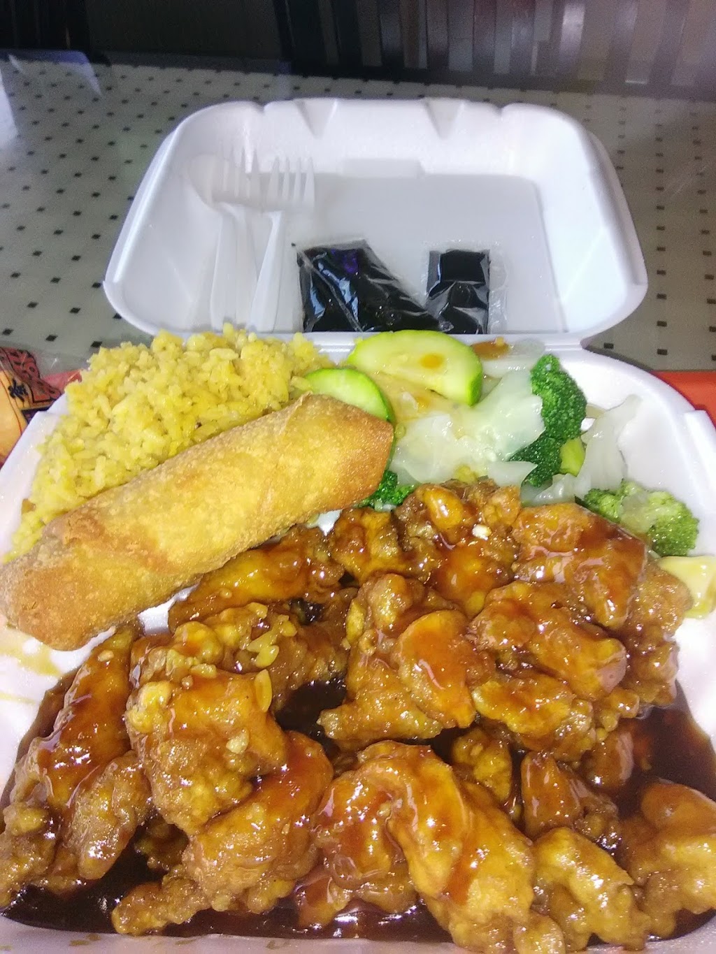 New Garden Chinese Restaurant | restaurant | 3111 Ross Clark Cir, Dothan, AL 36303, USA | 3346773850 OR +1 334-677-3850