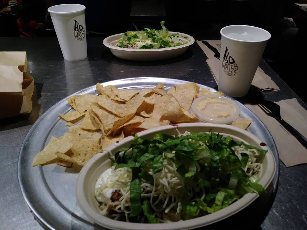 Chipotle Mexican Grill | restaurant | 5900 University Dr NW Ste D2, Huntsville, AL 35806, USA | 2568957761 OR +1 256-895-7761