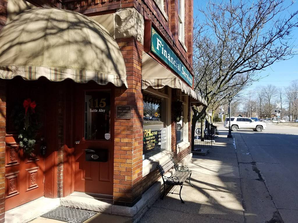 Holly Hotel | restaurant | 110 Battle Alley, Holly, MI 48442, USA | 2486345208 OR +1 248-634-5208