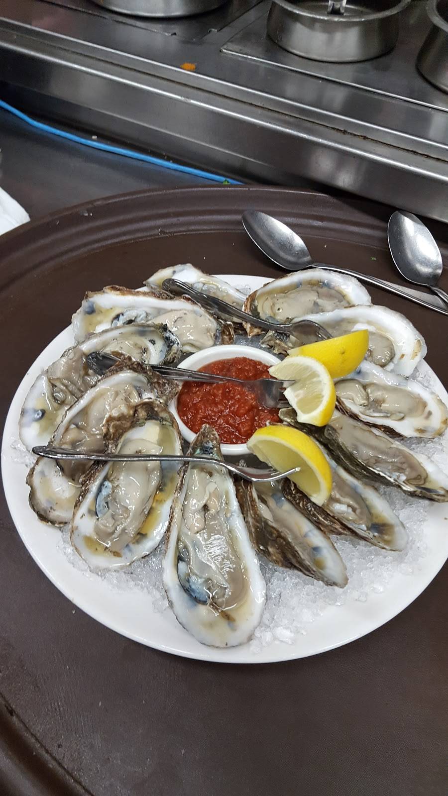 Macs Steakhouse | restaurant | 2708, 12, Gerard St, Huntington, NY 11743, USA | 6315495300 OR +1 631-549-5300