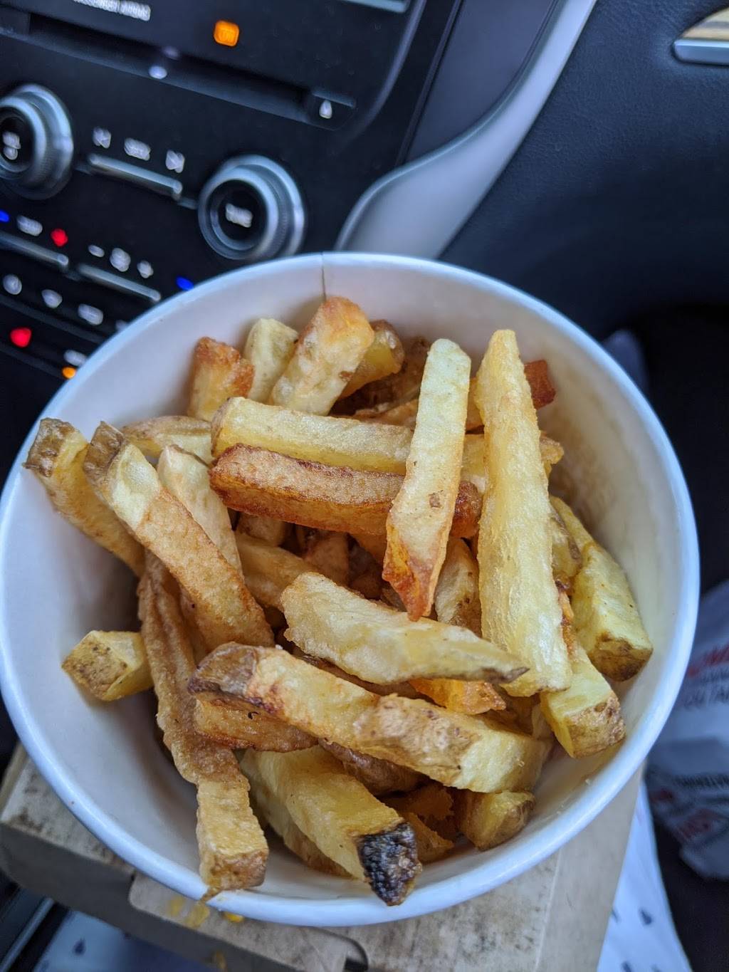 Nifty Fiftys | restaurant | 1900 MacDade Boulevard, Folsom, PA 19033, USA | 6105831950 OR +1 610-583-1950