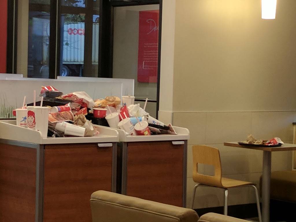 Wendys | restaurant | 2648 Russellville Rd, Bowling Green, KY 42101, USA | 2707825446 OR +1 270-782-5446