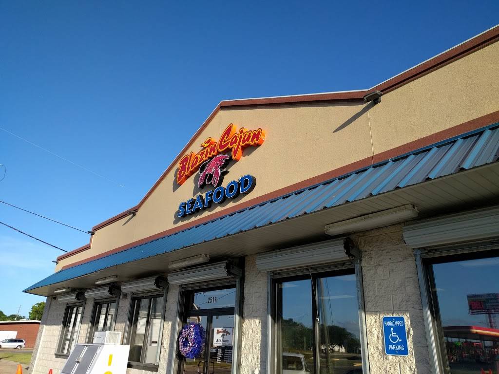 Blazin Cajun Seafood | restaurant | 2517 28th St, Gulfport, MS 39501, USA | 2282842429 OR +1 228-284-2429