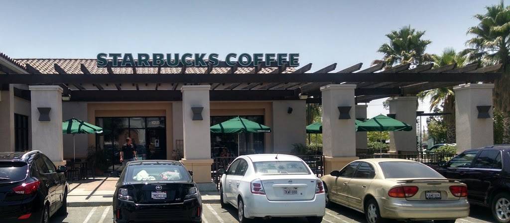 Starbucks | cafe | 2281 W Esplanade Ave A, San Jacinto, CA 92582, USA | 9514871106 OR +1 951-487-1106