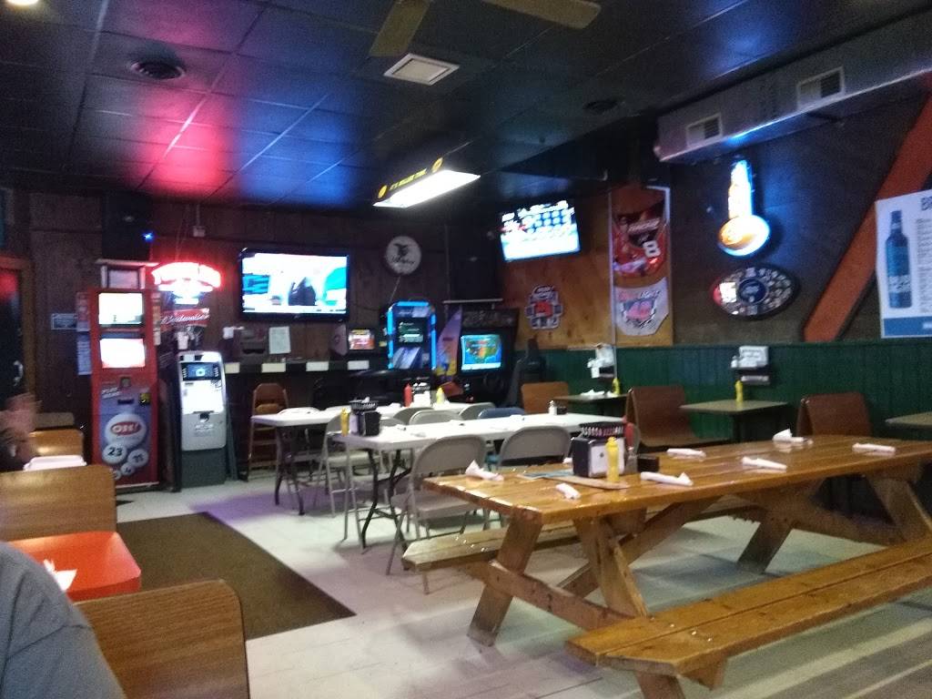 Whistle Stop | restaurant | 200 S Main St, Ansonia, OH 45303, USA | 9373374101 OR +1 937-337-4101