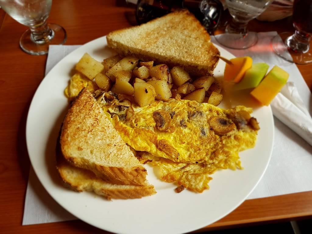 Saint-Eloi Café Bistro | restaurant | 100 Rue Atawe, Gatineau, QC J8Y 6V8, Canada | 8195953222 OR +1 819-595-3222