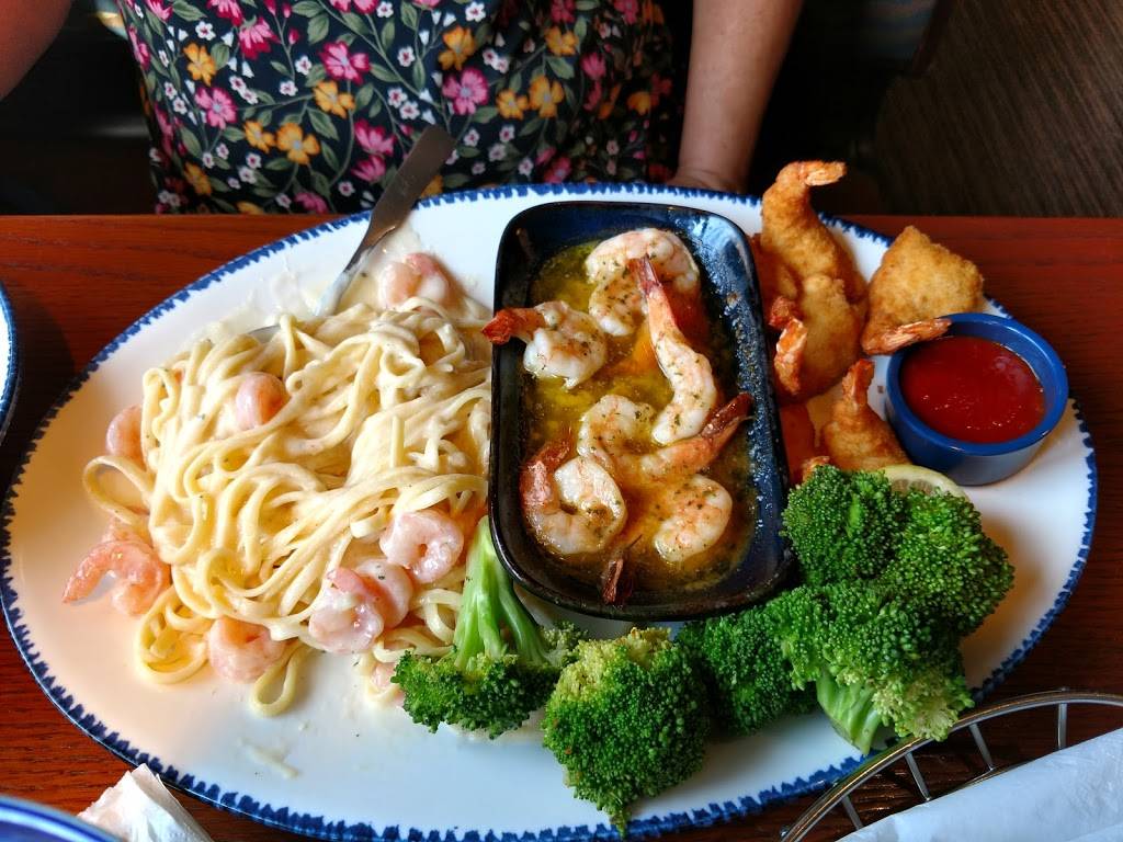 Red Lobster | restaurant | 305 Merchant Dr, Knoxville, TN 37912, USA | 8656892410 OR +1 865-689-2410