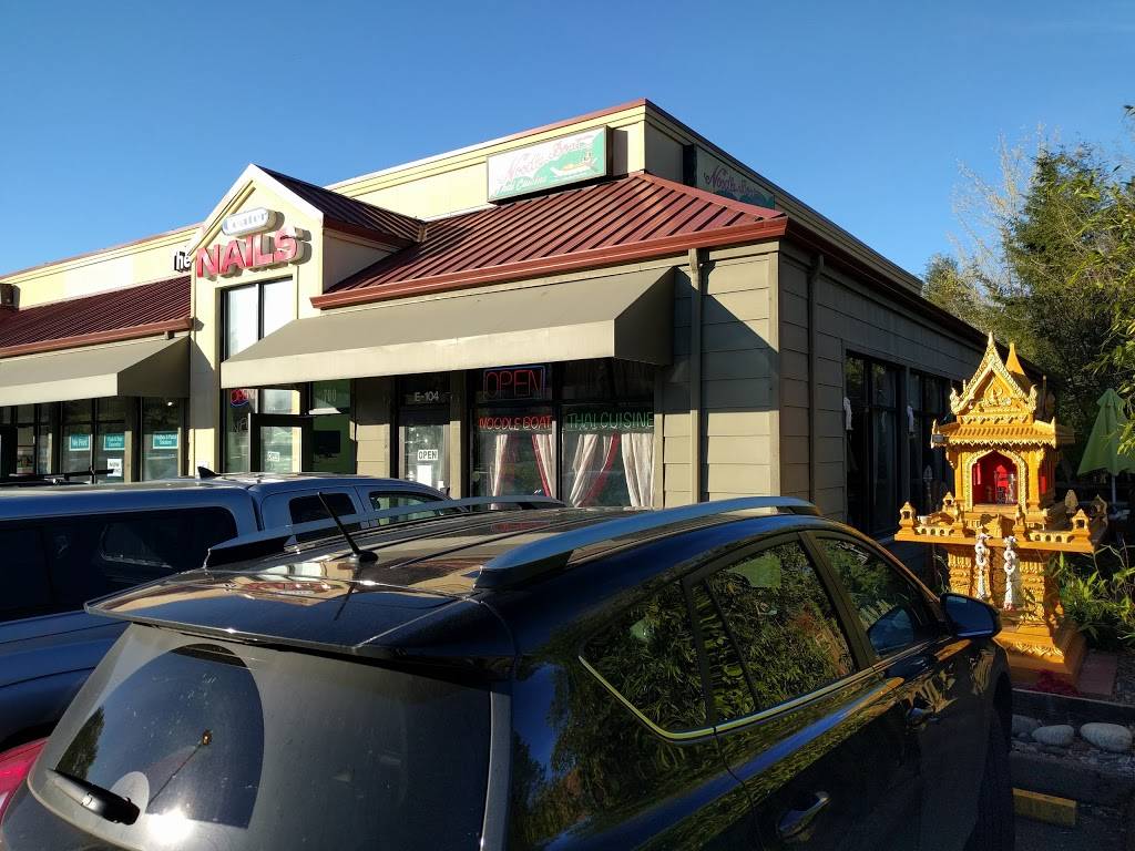 Noodle Boat Thai Restaurant | restaurant | 700 NW Gilman Blvd # E104b, Issaquah, WA 98027, USA | 4253918096 OR +1 425-391-8096